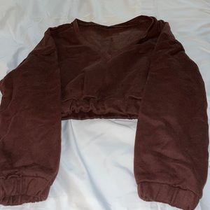 Long sleeve crop top